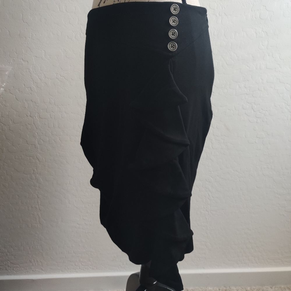 Eva Franco by Anthro Ruffle peasant Renaissance button detail black midi skirt_4